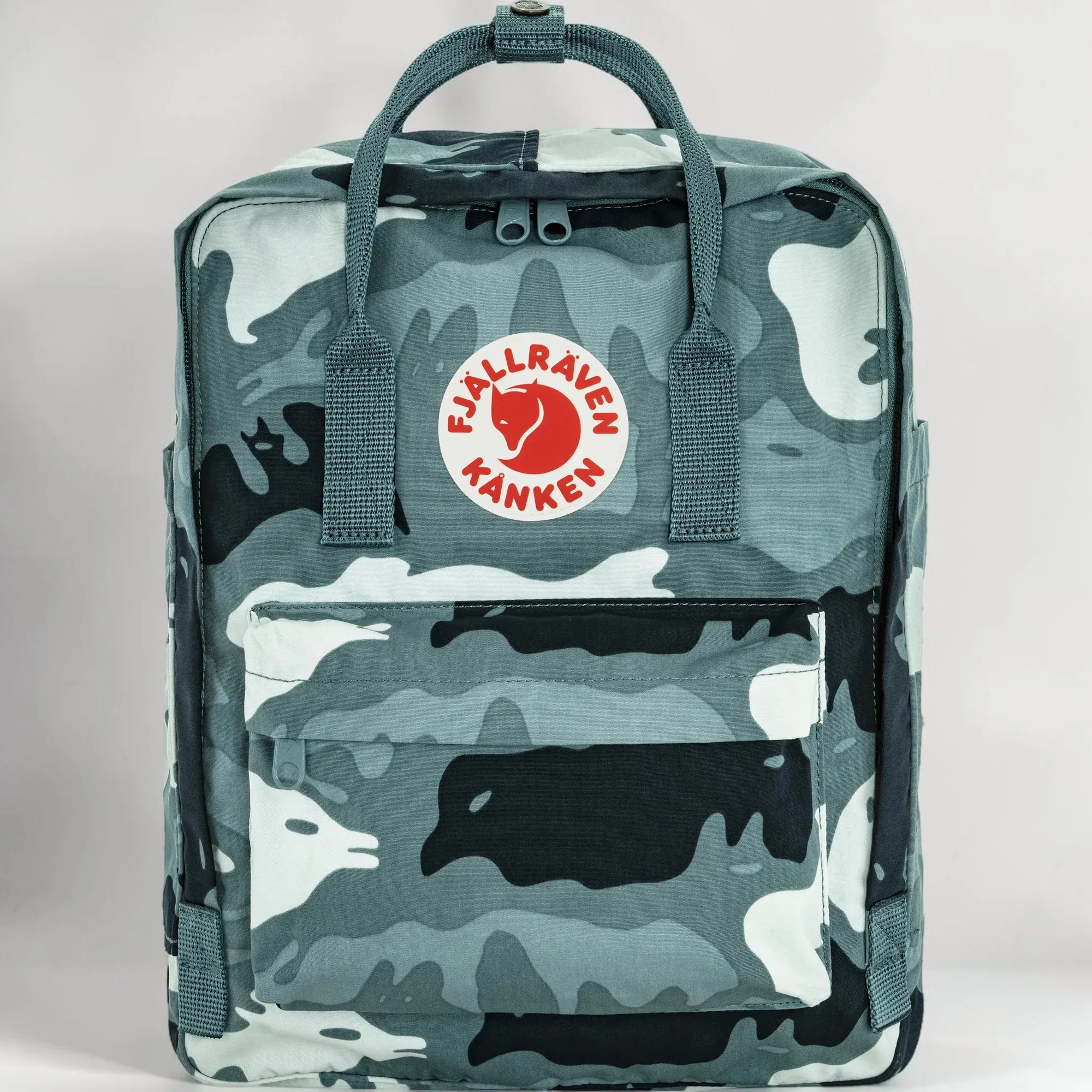 Imagem do produto  Fjallraven Kanken Mochila Graphics Nimbus Blue-Hidden Animals