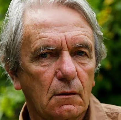 Foto do autor Jacques Rancière