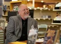 Foto do autor Roland Lazenby